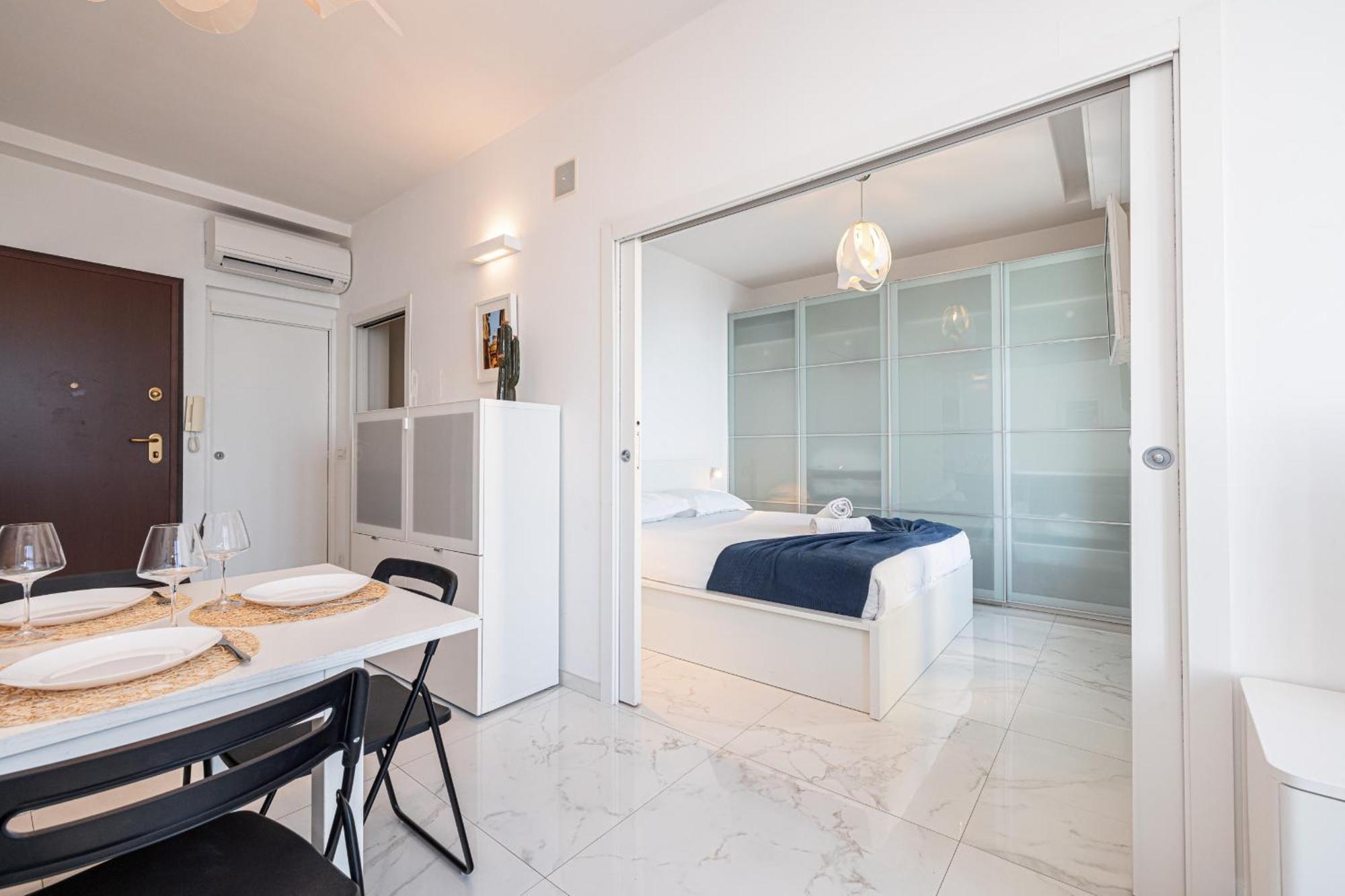 Sea View - 2 Bdr Promenade Des Anglais 니스 외부 사진