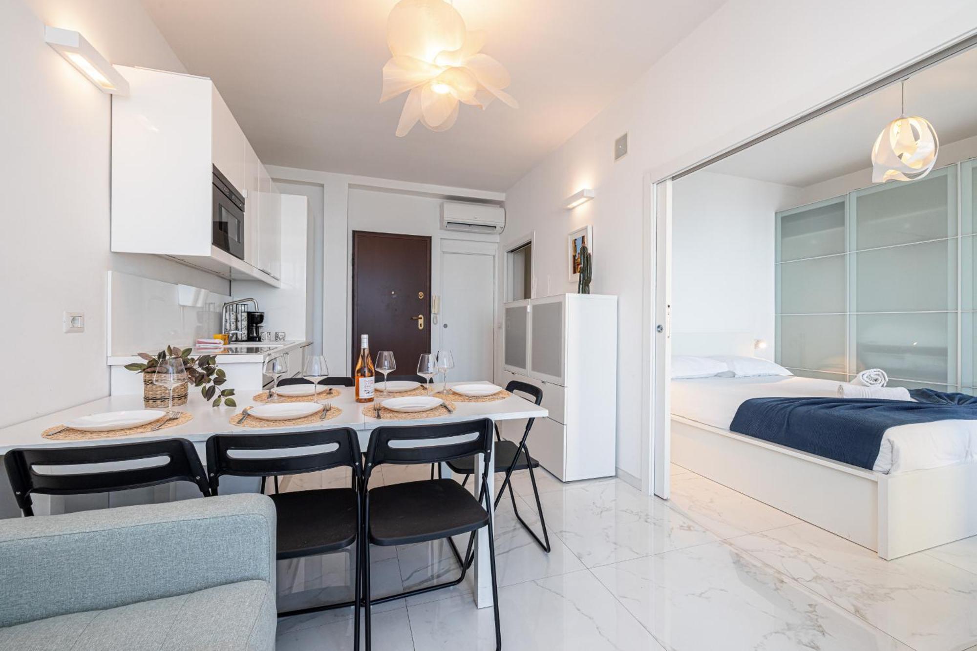 Sea View - 2 Bdr Promenade Des Anglais 니스 외부 사진