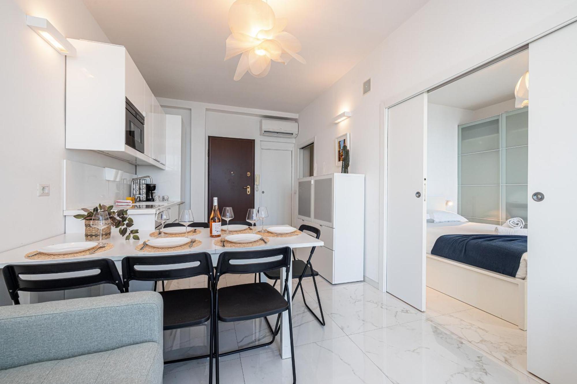 Sea View - 2 Bdr Promenade Des Anglais 니스 외부 사진